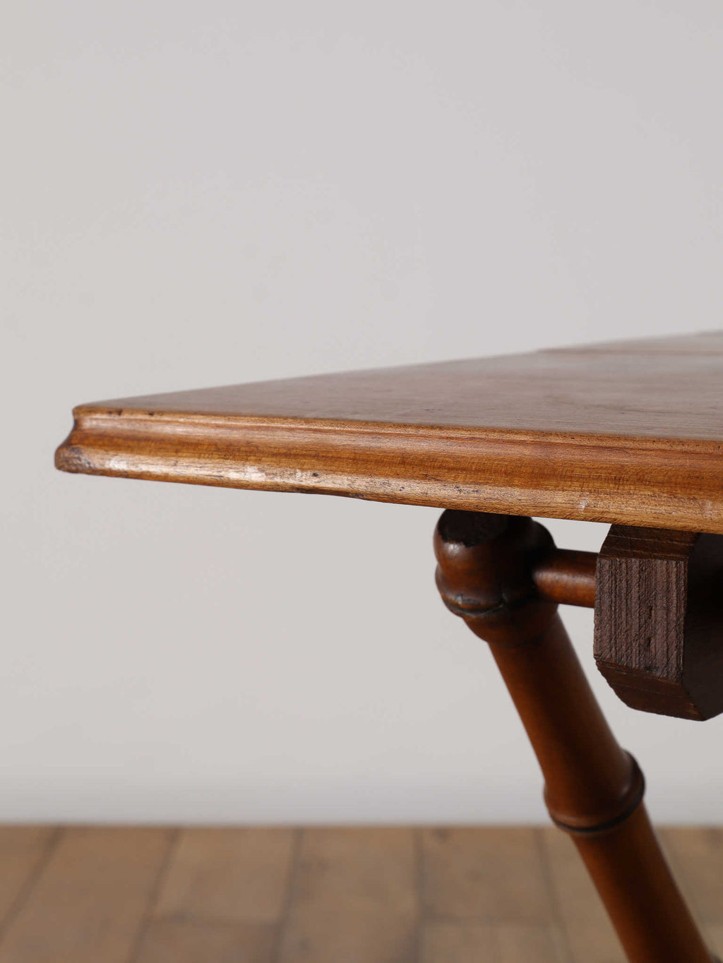 ファーバンブーフォールディングテーブル | ロイズ・アンティークス