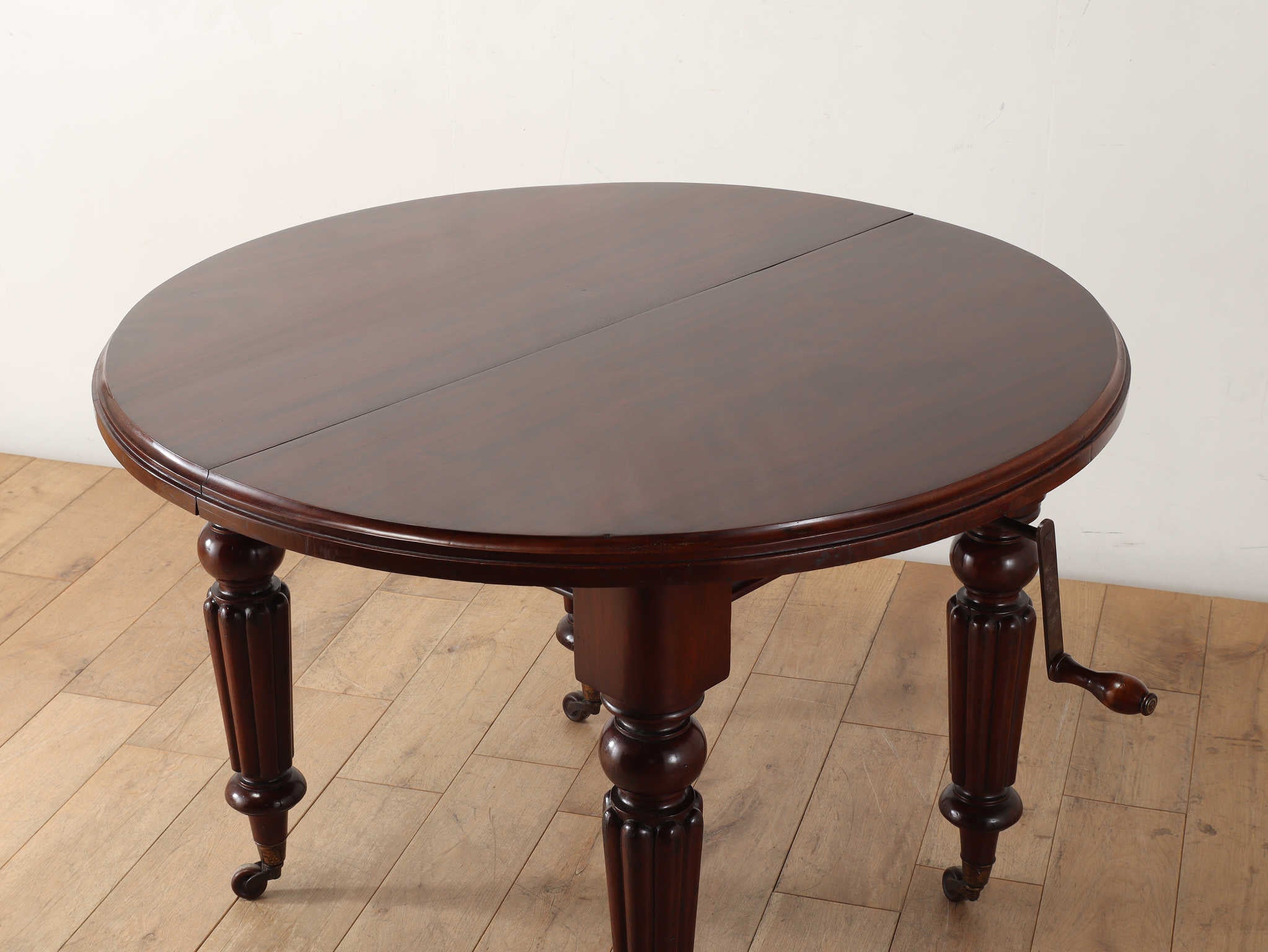 ヴィクトリアンエクステンションテーブル | ロイズ・アンティークス