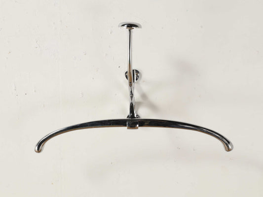 メタルハンガー