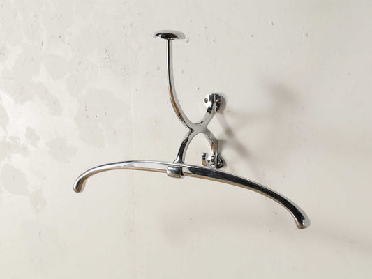 メタルハンガー