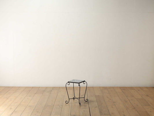 タイルトップサイドテーブル