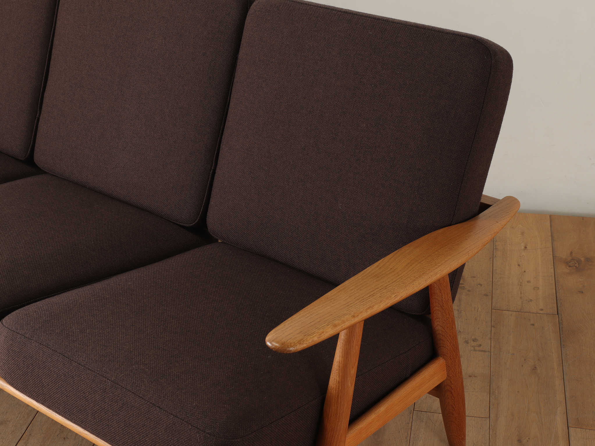 HANS J. WEGNER 3シーターソファ GE240 | ロイズ・アンティーク