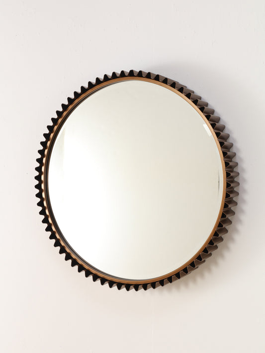 ノッチドウォールミラー