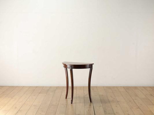 ハーフムーンテーブル