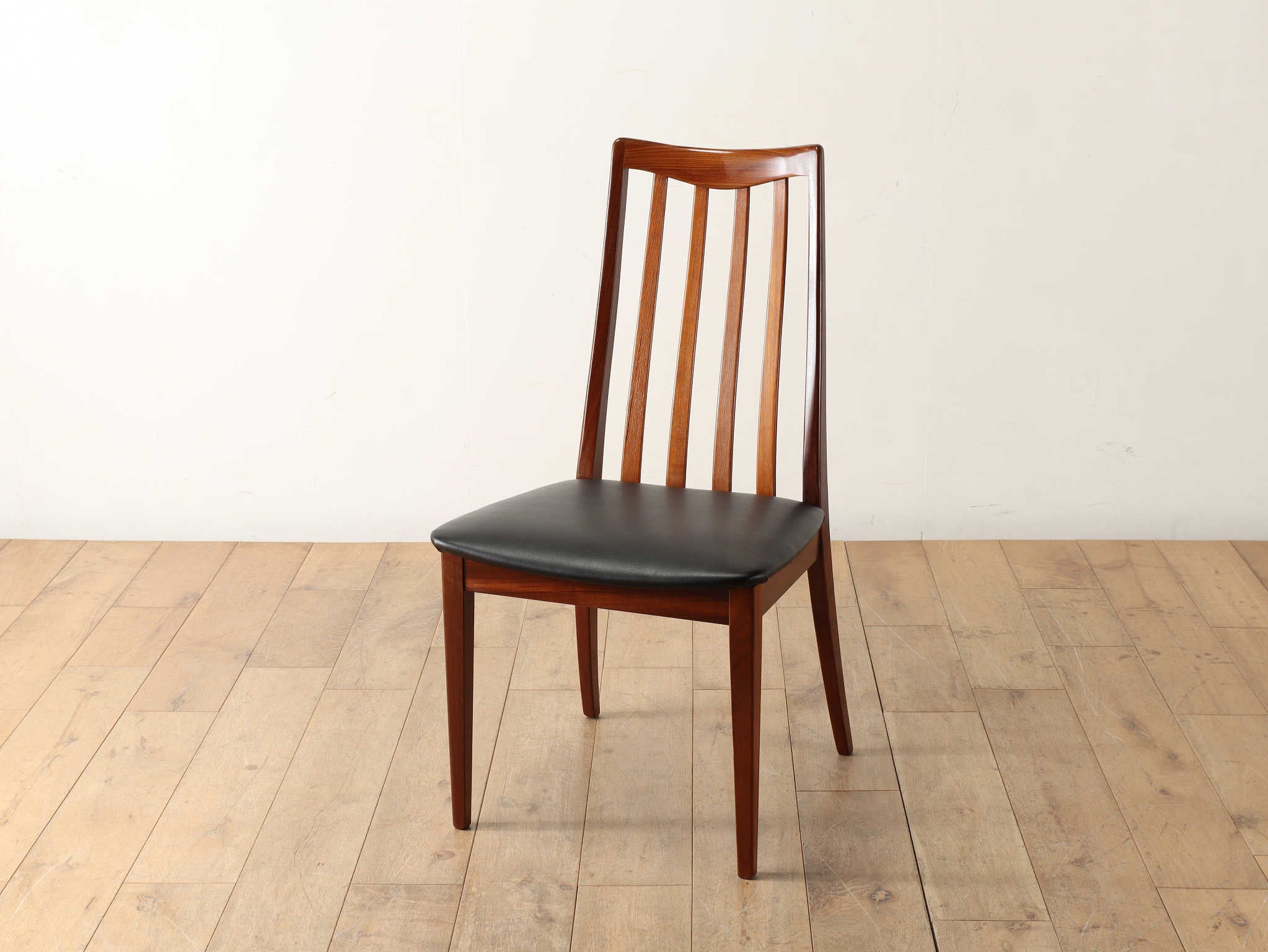 G-plan チーク ダイニングチェア G-PLAN ダイニングチェア | ロイズ・アンティークス | ヨーロッパの