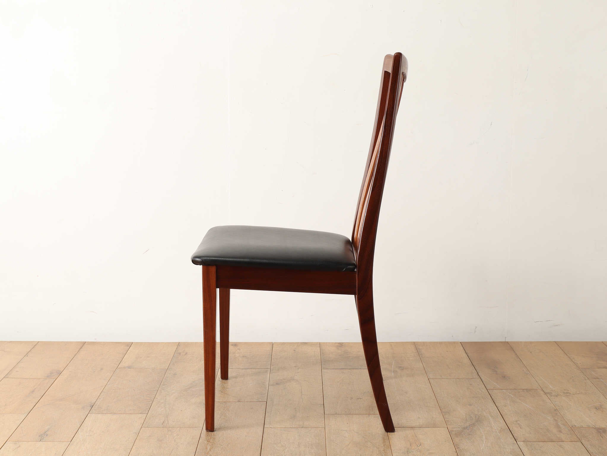 G-PLAN ダイニングチェア | ロイズ・アンティークス | ヨーロッパの