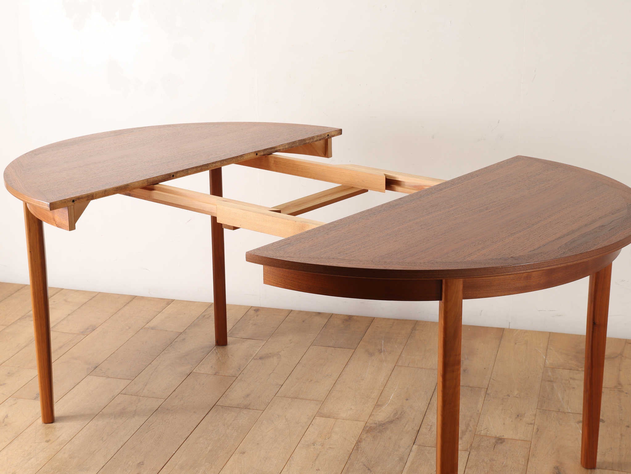 エクステンションテーブル | ロイズ・アンティークス | ヨーロッパの