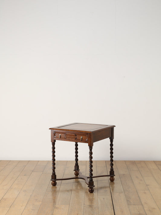 ゲームテーブル