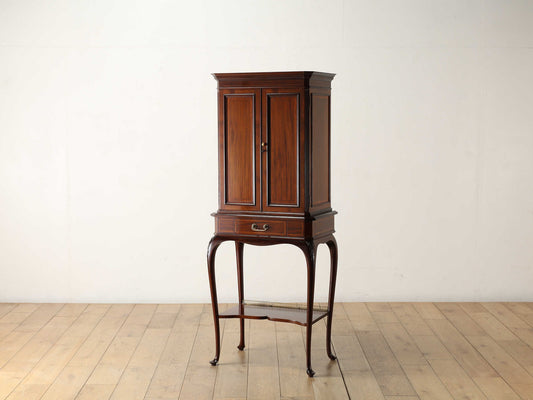 エドウォーディアンミュージックキャビネット