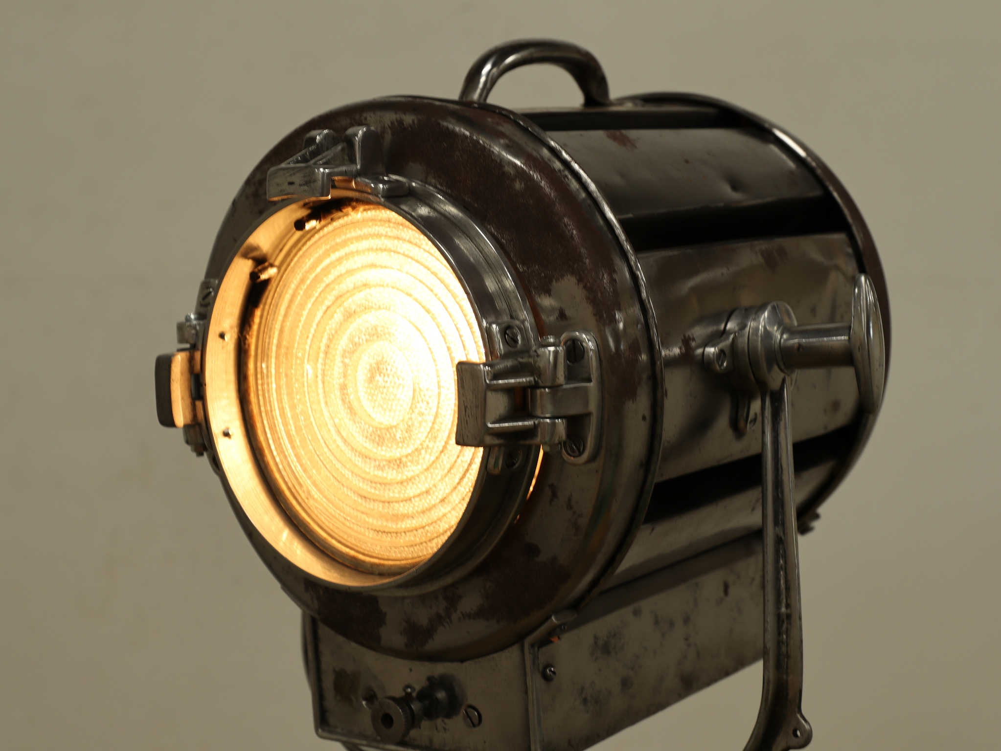 №鳴物館　アンティーク　ヴィンテージ　ラジオ　舶来品 沼津店】無垢材 操舵輪 かじ 船 舵 ラット ハンドル オブジェ