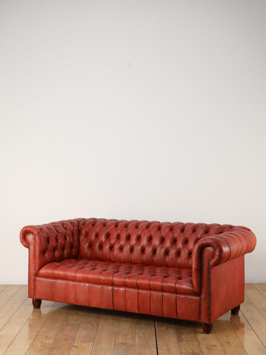 チェスターフィールドソファ レッド