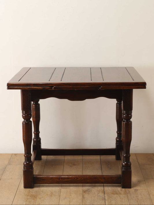 ドローリーフテーブル