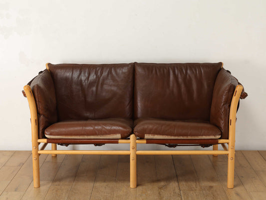 ARNE NORELL ILONA 2シーターソファ