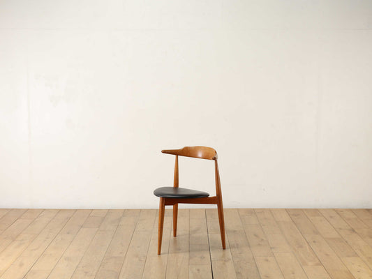 HANS.J.WEGNER ハートチェア FH4104