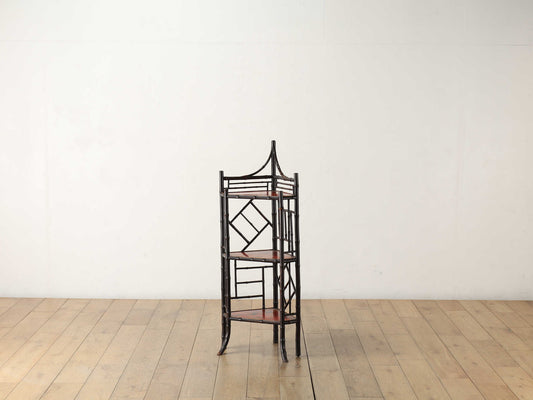 シノワズリコーナーシェルフ