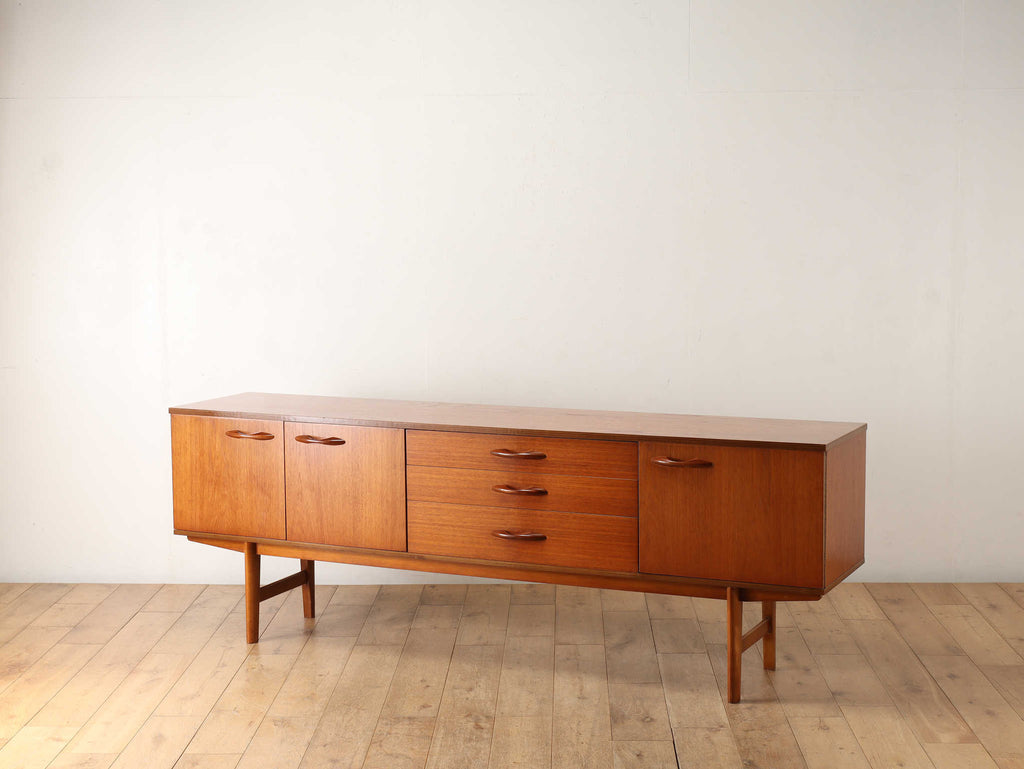 AVALONサイドボード | ロイズ・アンティークス | ヨーロッパの