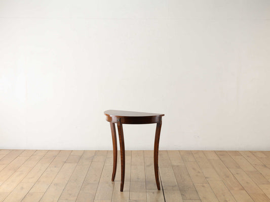 ハーフムーンテーブル