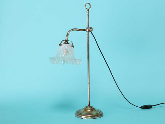 フラワーシェードテーブルランプ