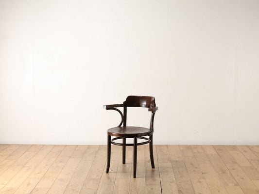 トーネット（THONET）ベントウッドチェア・曲木椅子 | Lloyd's Antiques