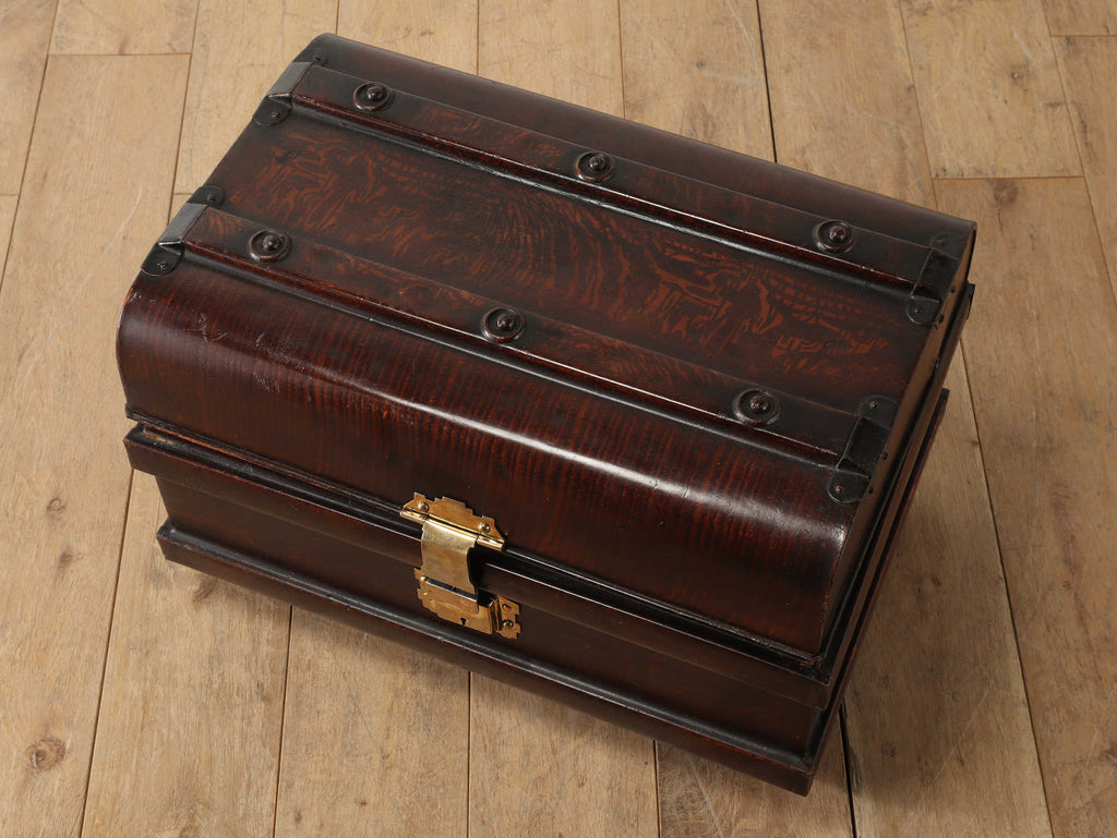 ティントランク | ロイズ・アンティークス | ヨーロッパのアンティーク