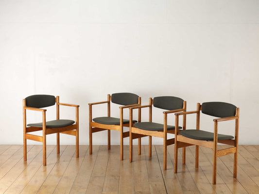 FDB MOBLER アームチェア