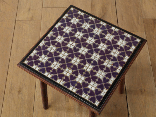 タイルトップサイドテーブル