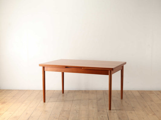 HANS J. WEGNER ドローリーフテーブル