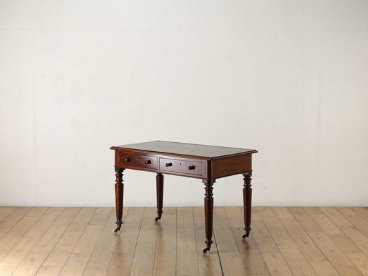 ヴィクトリアンレザートップデスク