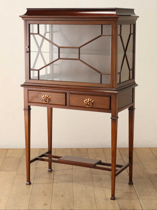 エドウォーディアンディスプレイキャビネット