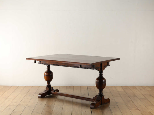 Ee-zi-way サプライズドテーブル