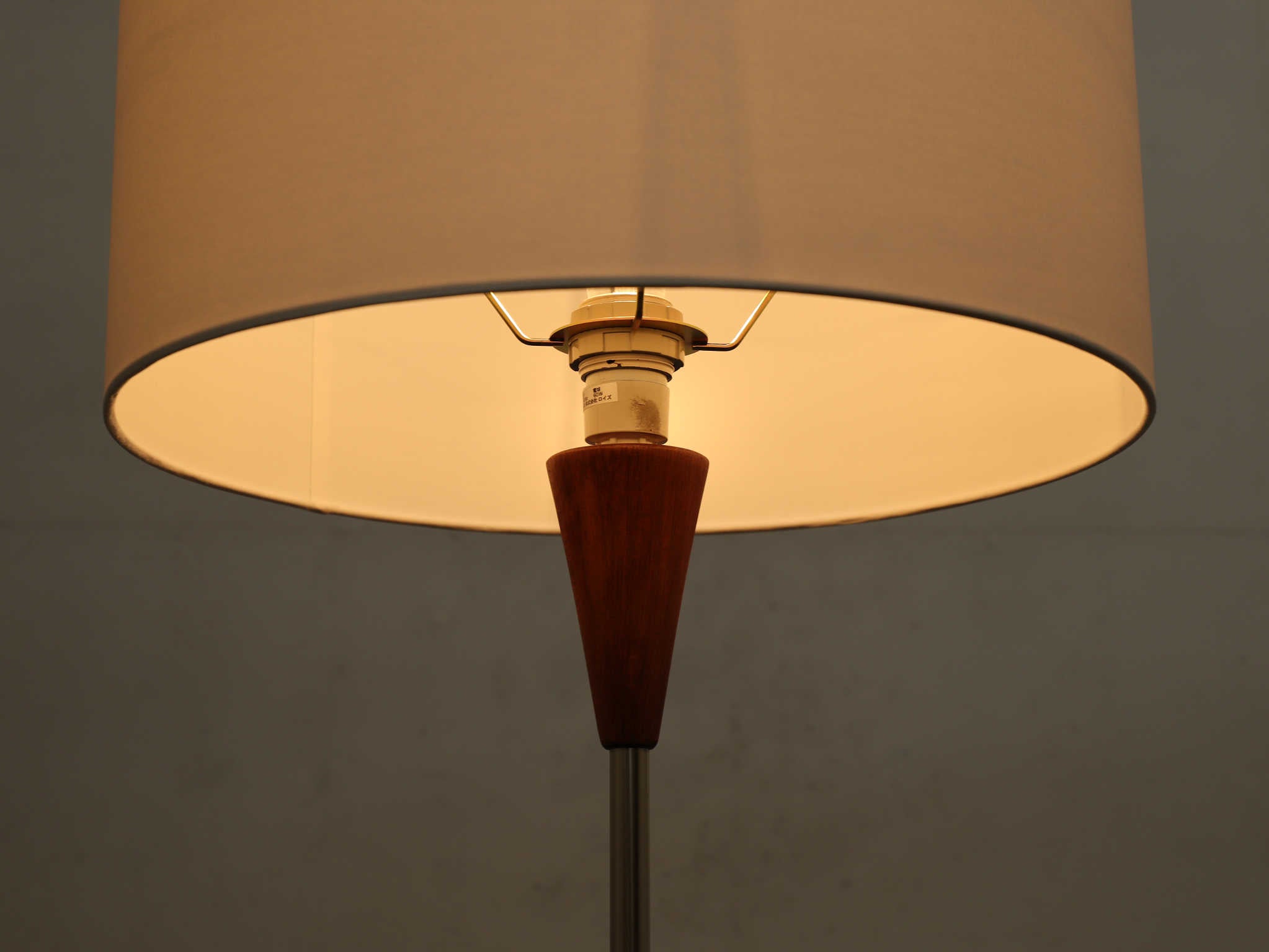 フロアランプ | ロイズ・アンティークス | ヨーロッパのアンティーク