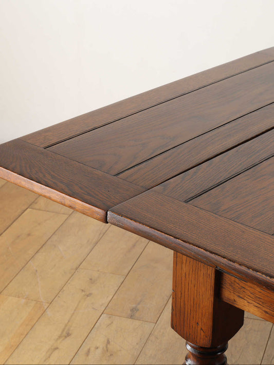 ドローリーフテーブル