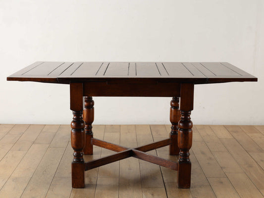 ドローリーフテーブル