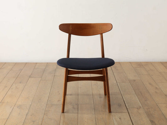 HANS J. WEGNER ダイニングチェア CH30