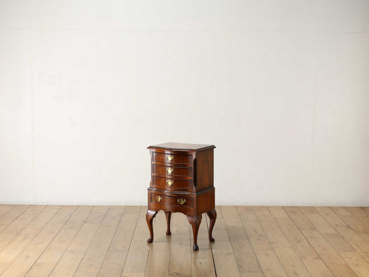 Q/Aスモールチェスト