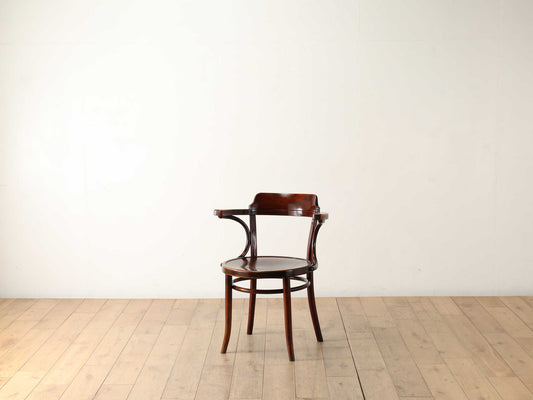 トーネット（THONET）ベントウッドチェア・曲木椅子 | Lloyd's Antiques