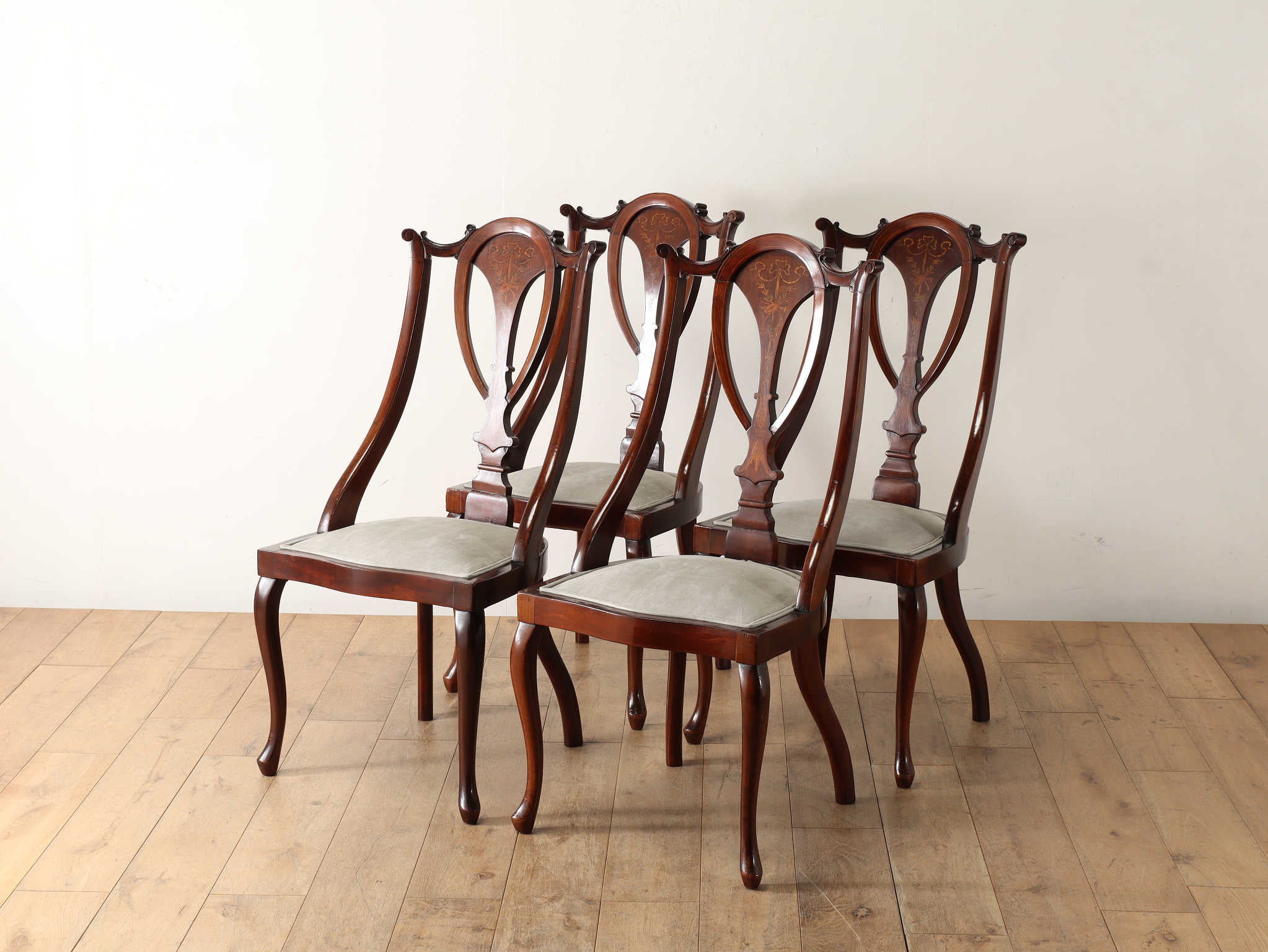 サロンチェア | ロイズ・アンティークス | ヨーロッパのアンティーク