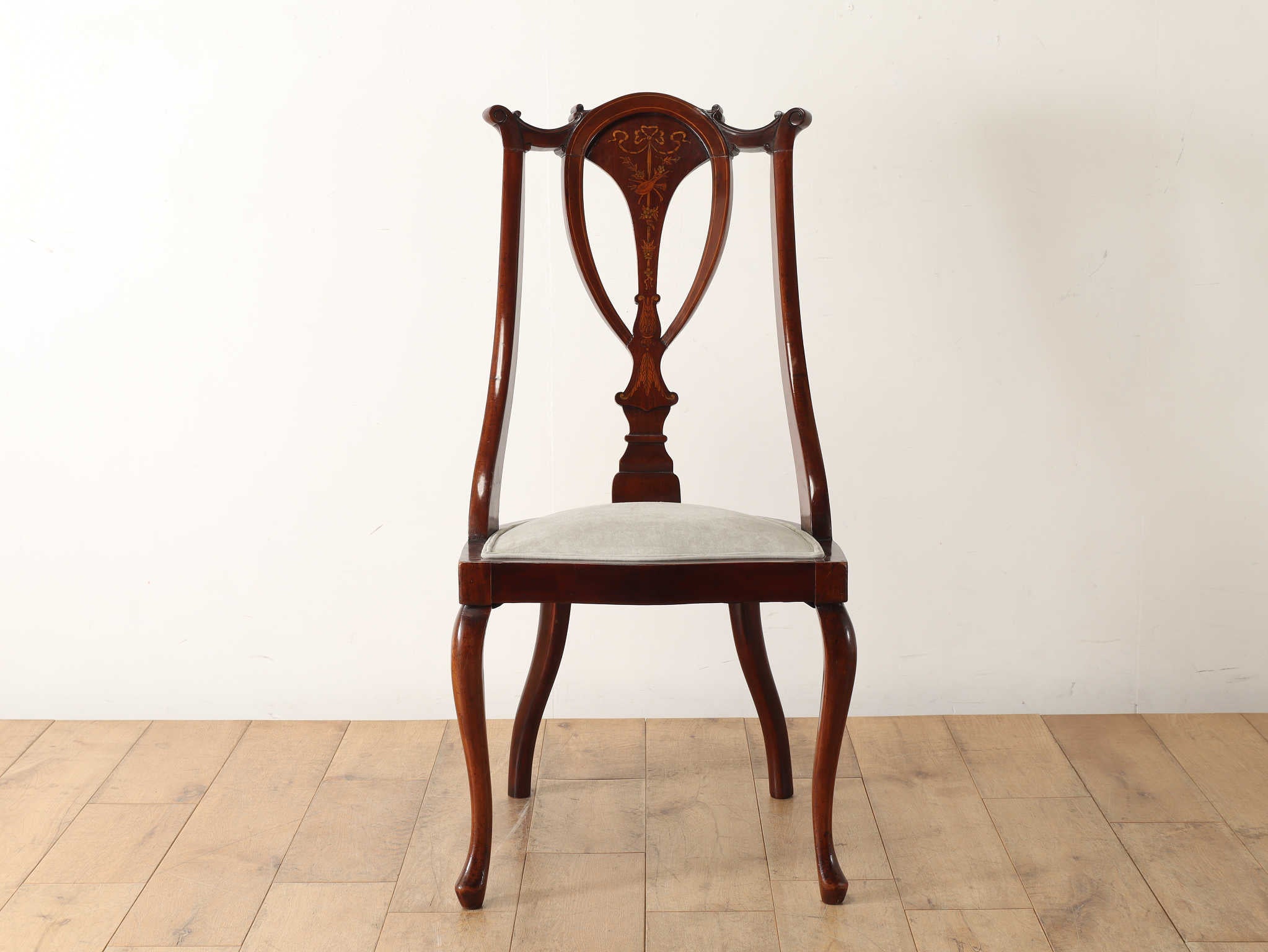 サロンチェア | ロイズ・アンティークス | ヨーロッパのアンティーク