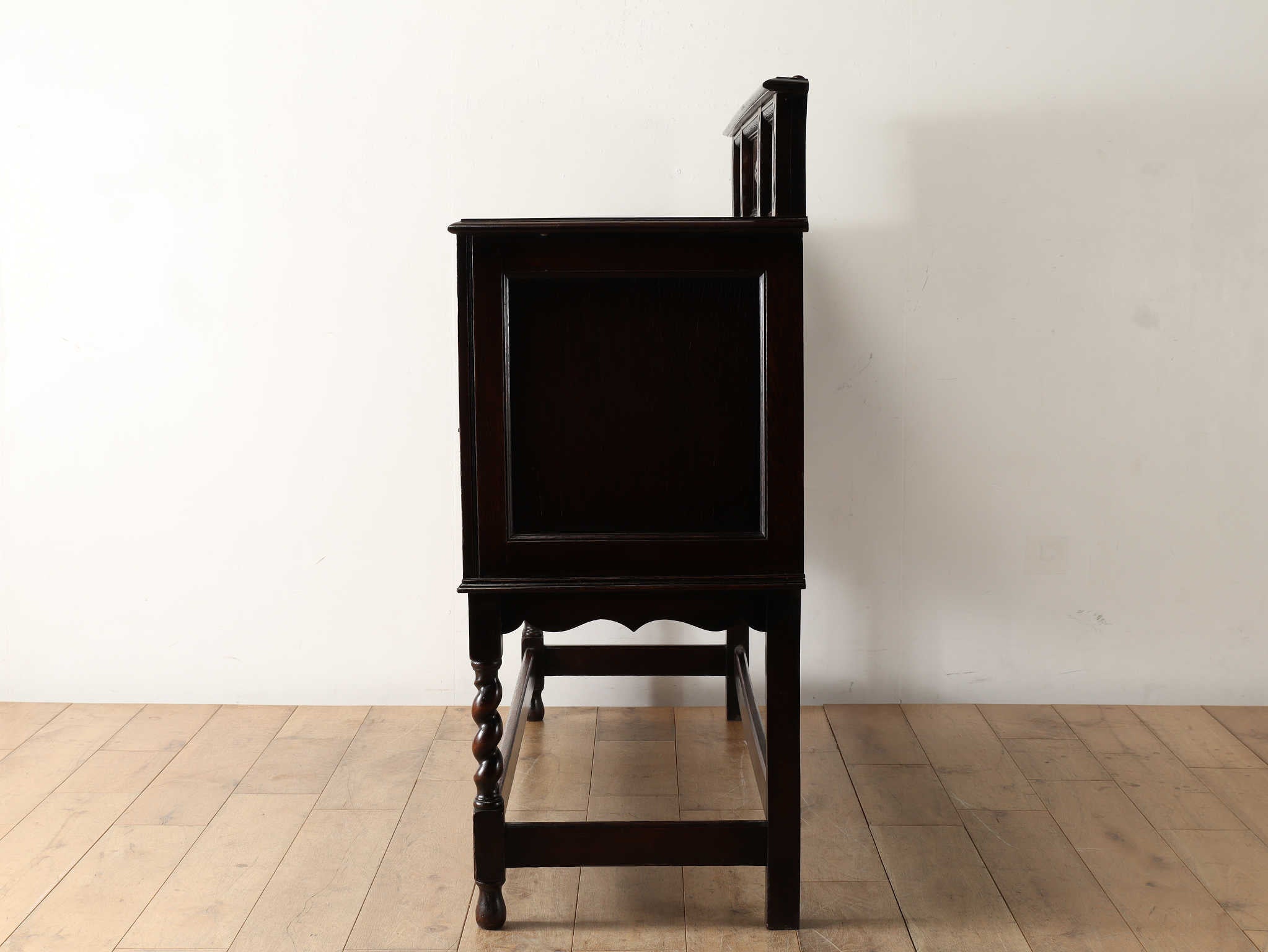 サイドボード | ロイズ・アンティークス | ヨーロッパのアンティーク