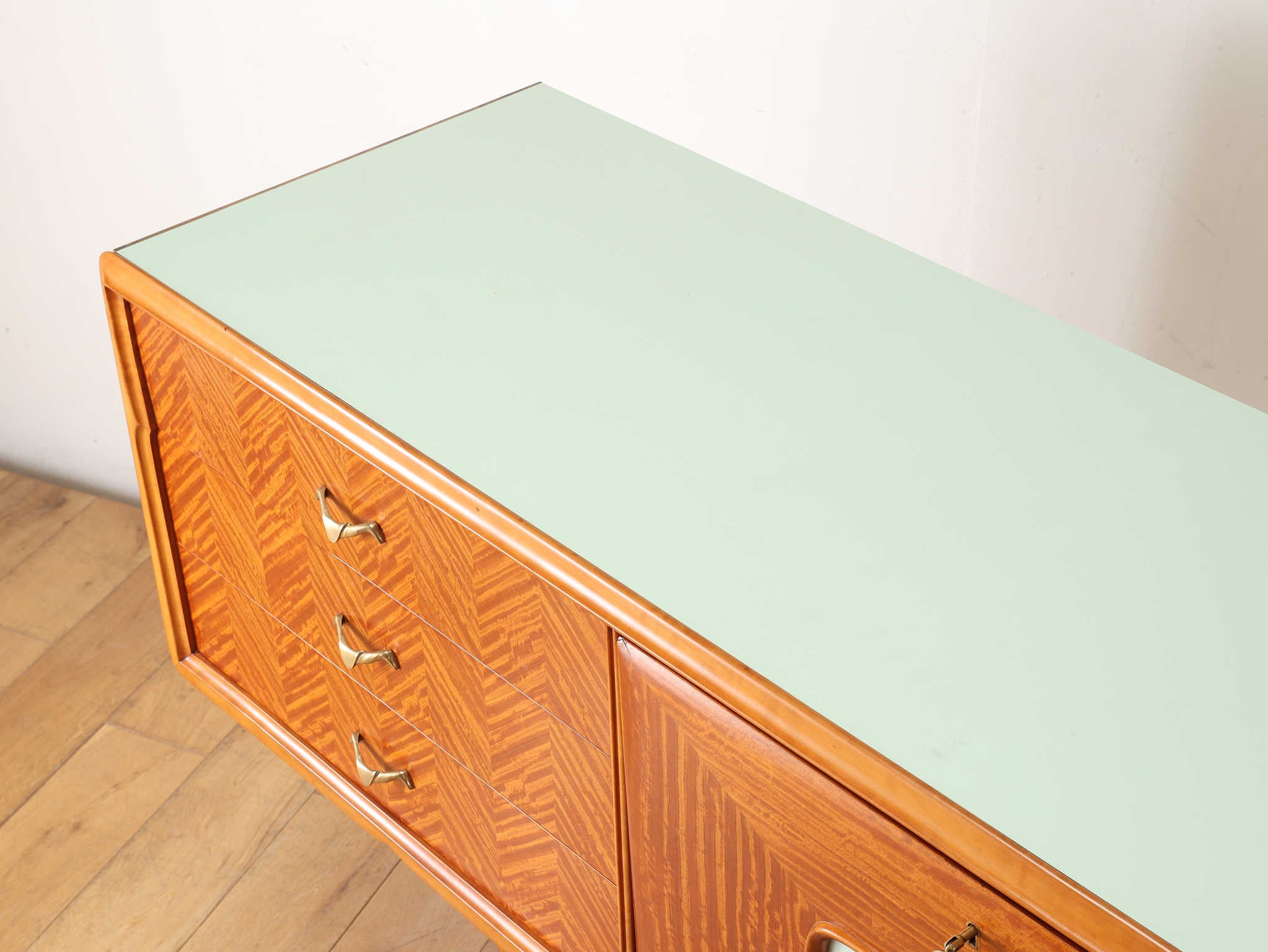 イタリアンサイドボード | ロイズ・アンティークス | ヨーロッパの