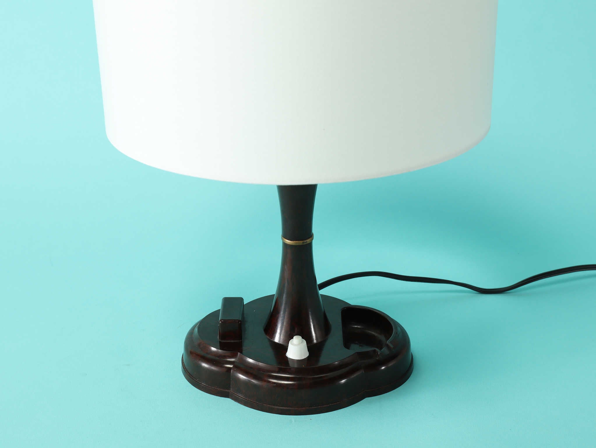 テーブルランプ | ロイズ・アンティークス | ヨーロッパのアンティーク