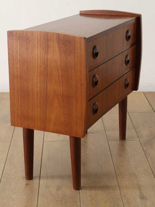 スモールチェスト