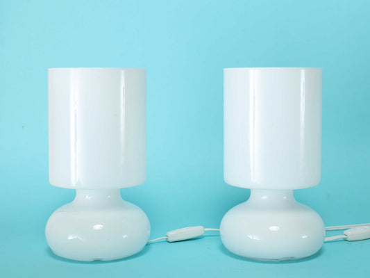 ホワイトグラステーブルランプ