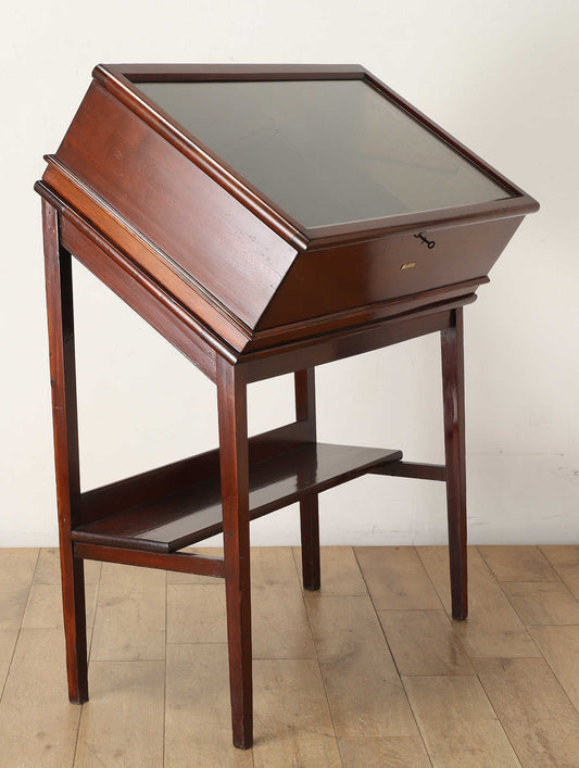 ショップディスプレイキャビネット