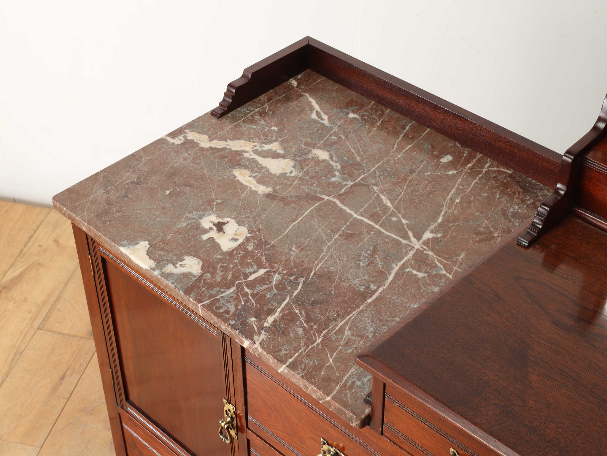 ミラーバックウォッシュスタンド | ロイズ・アンティークス