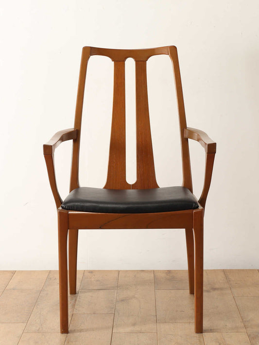 NATHAN アームチェア