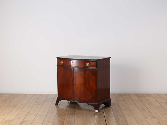 エドウォーディアンカバードチェスト