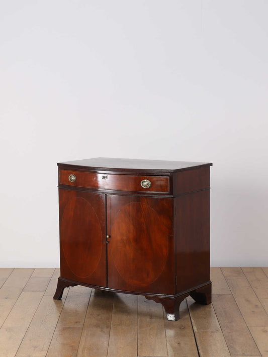 エドウォーディアンカバードチェスト