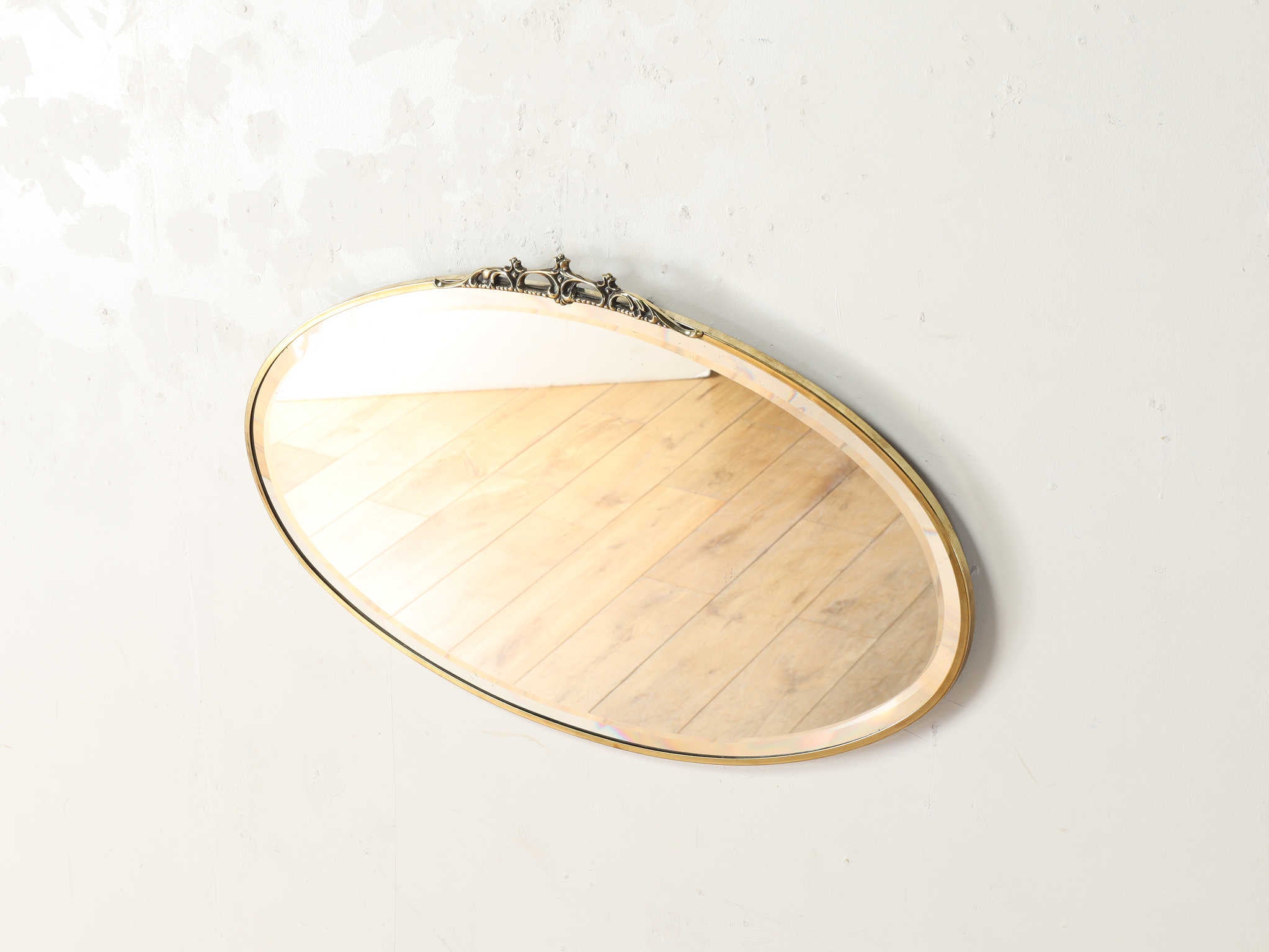 Lloyd's Antiques オーバル ウォールミラー