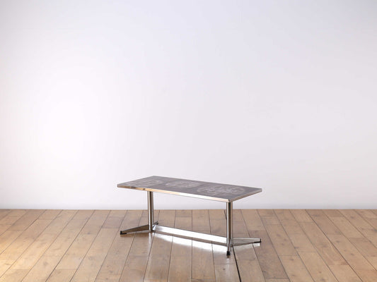 タイルトップコーヒーテーブル